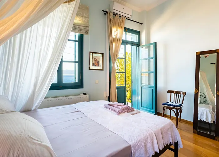 Christina House - Petalidi's Moorea Gem *