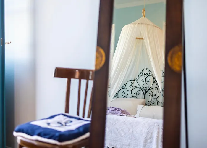 Christina House - Petalidi's Moorea Gem *